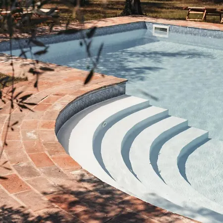 아파트 Mit Mezzanin Und Schwimmbad- In Einem In Den Huegeln By Interhome 페자로